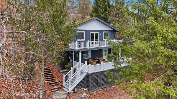 $295,000 | 2398 Woodcrest Drive, East Stroudsburg, PA 18302