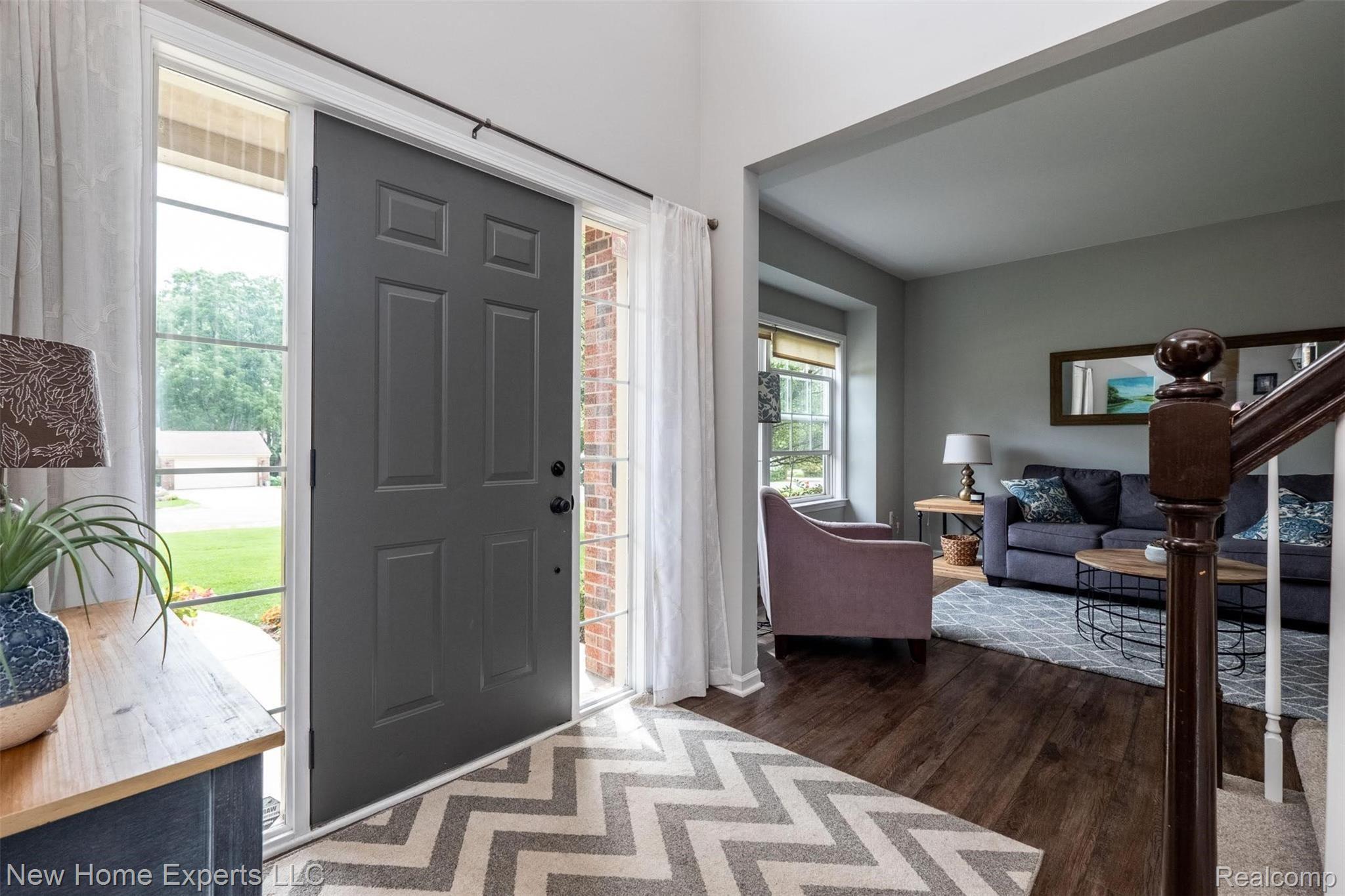 918 Bolinger Street Rochester, MI 48307 - Photo 5 of 44 918 Blonger St (6 of 53).jpg