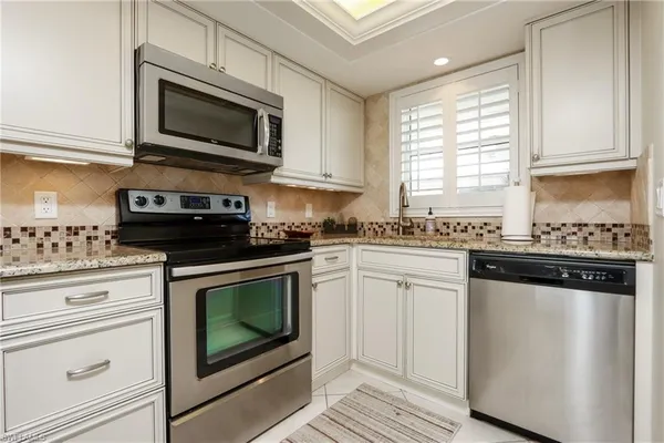 $10,000 | 271 Southbay Drive, Unit 155, Naples, FL 34108