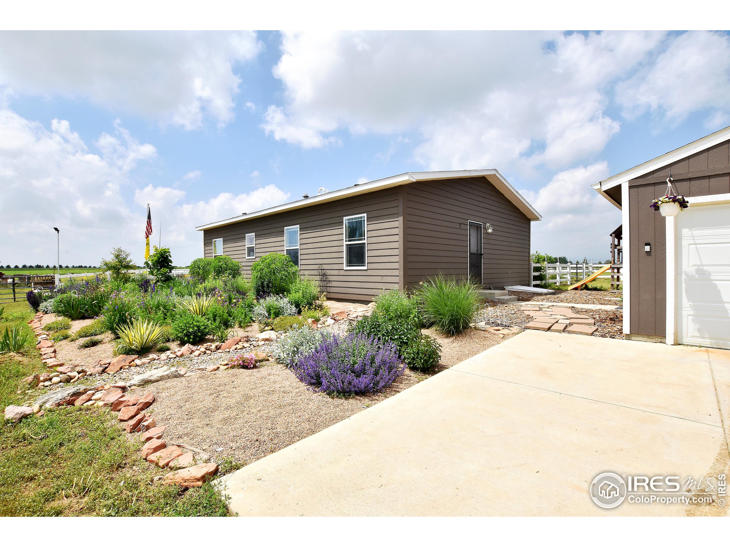 754 E Highway Berthoud, CO 80513 - Photo 2 of 37