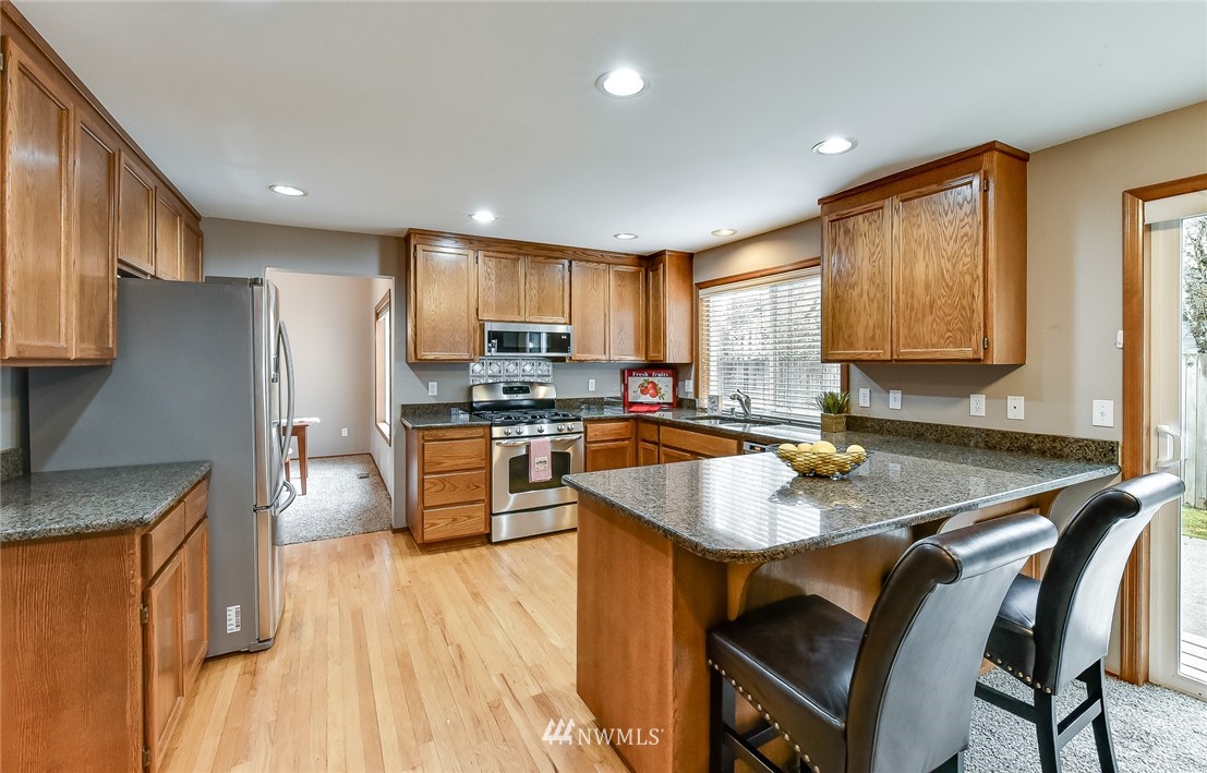 1416 231st Street Southeast Bothell, WA 98021 - Photo 6 of 26