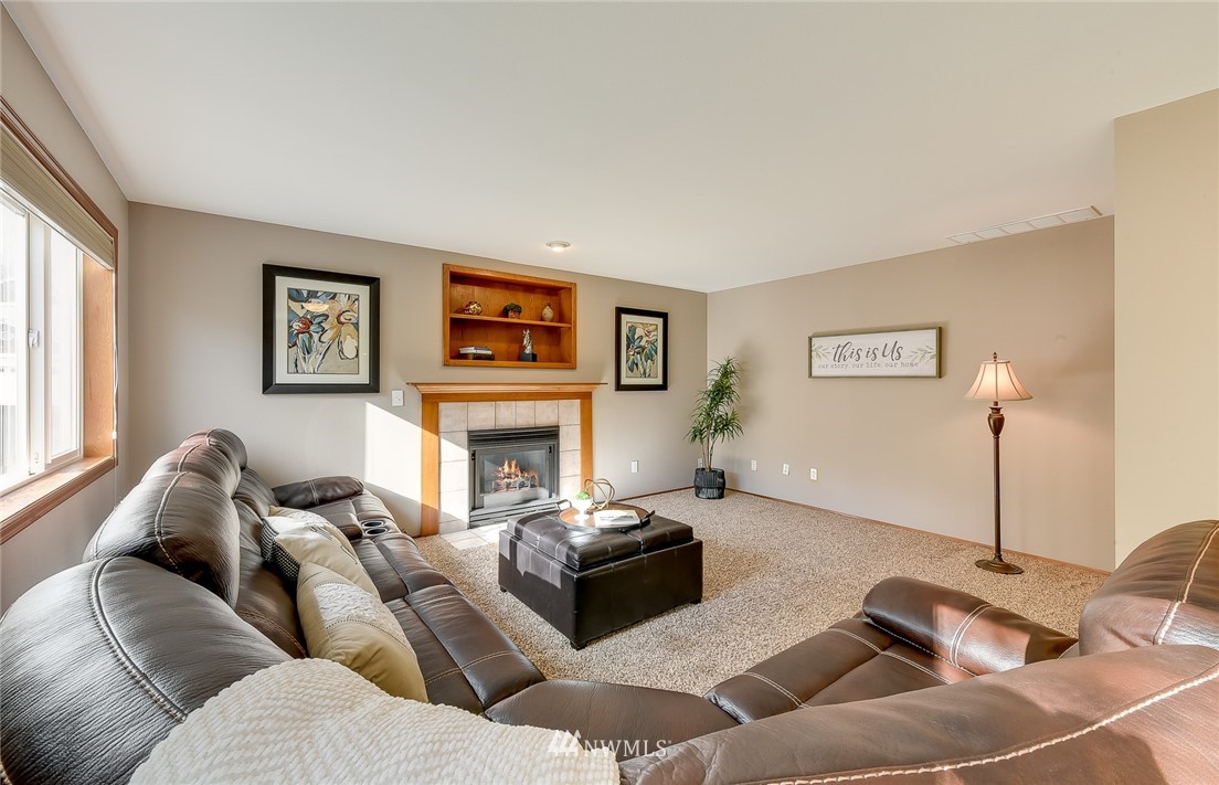1416 231st Street Southeast Bothell, WA 98021 - Photo 9 of 26