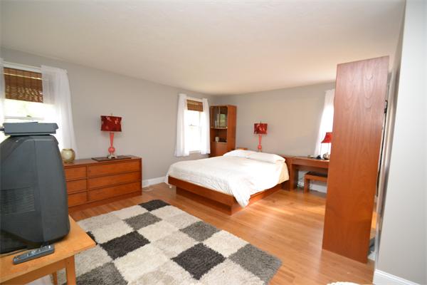 10 Robin Lane Pepperell, MA 01463 - Photo 11 of 26