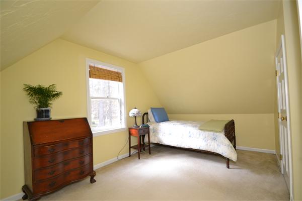 10 Robin Lane Pepperell, MA 01463 - Photo 15 of 26