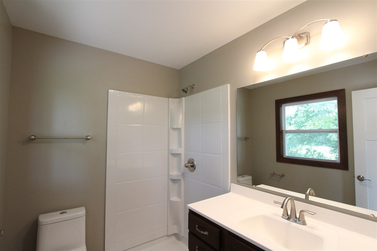 4200 Blairs Ferry Road Northeast Cedar Rapids, IA 52411 - Photo 12 of 15 Gallery Image 12