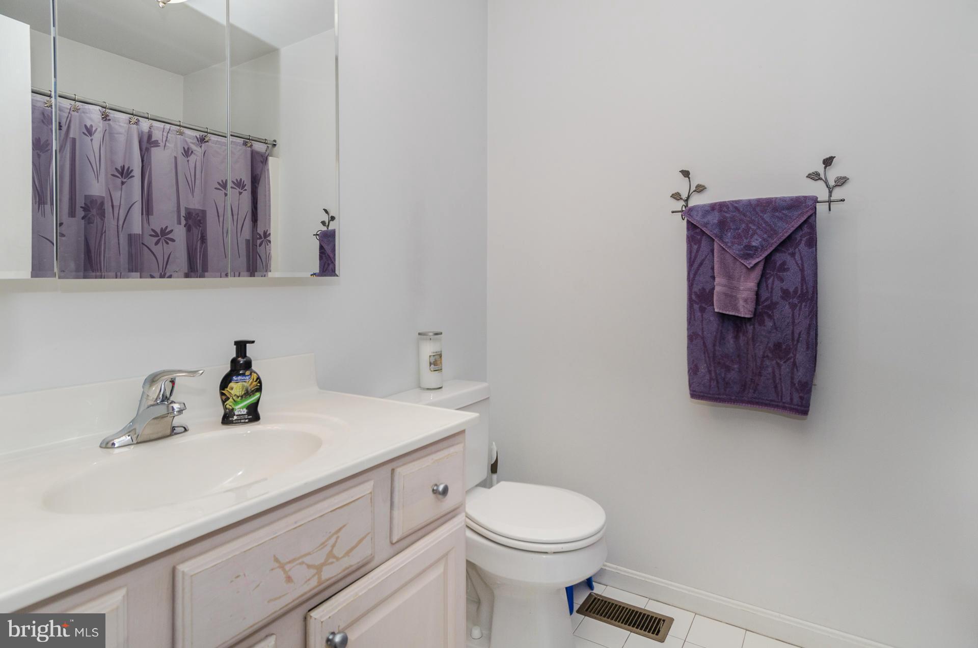 8222 Philadelphia Road Baltimore, MD 21237 - Photo 16 of 30 Bath