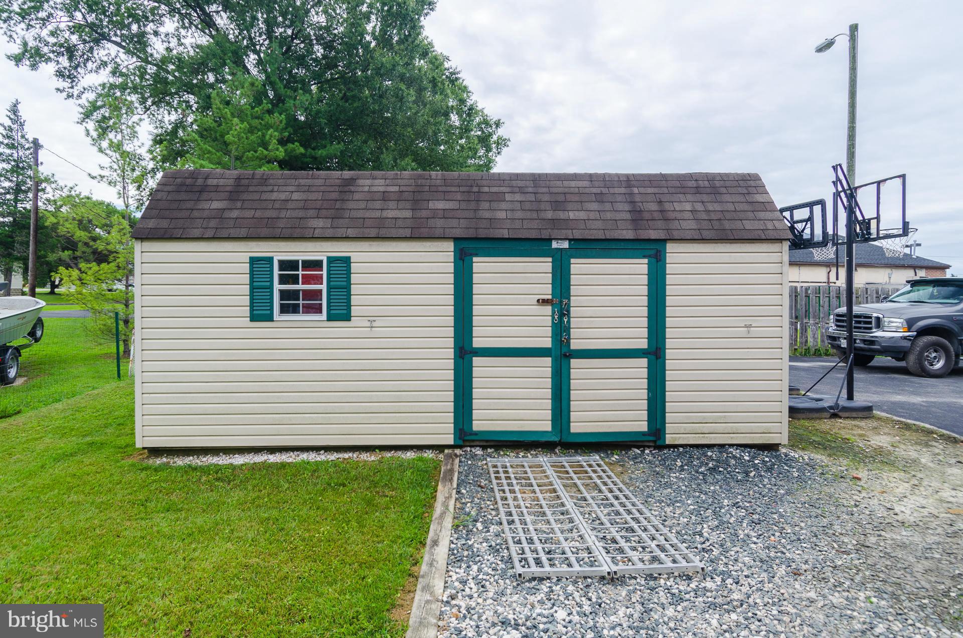 8222 Philadelphia Road Baltimore, MD 21237 - Photo 23 of 30 Storage Shed