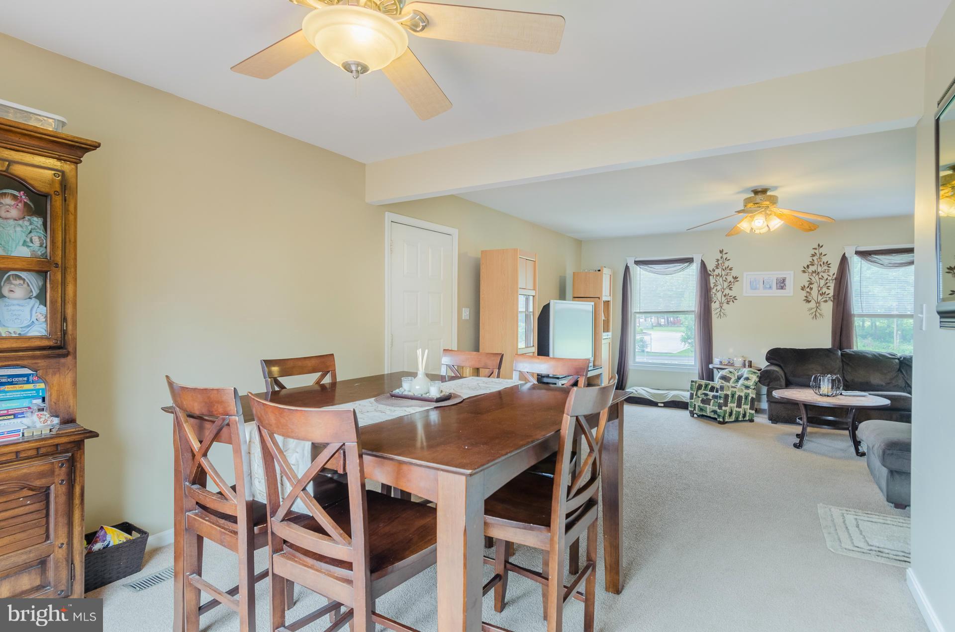 8222 Philadelphia Road Baltimore, MD 21237 - Photo 6 of 30 Dining Room