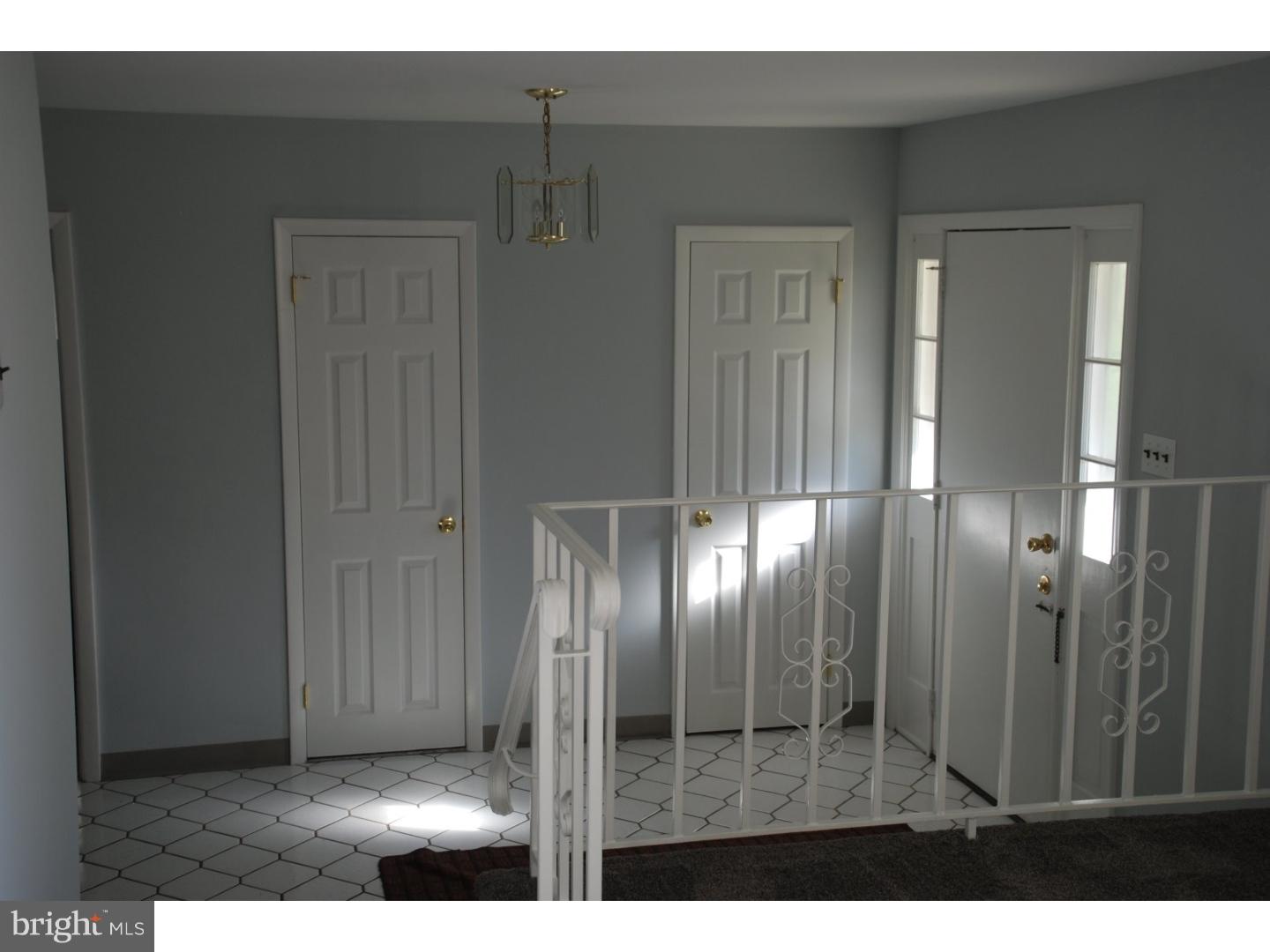 705 South Chester Road West Chester, PA 19382 - Photo 3 of 22 Foyer
