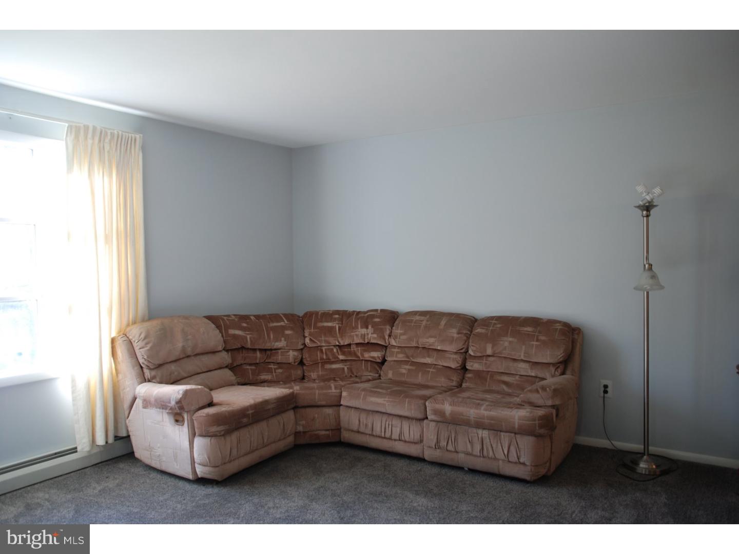 705 South Chester Road West Chester, PA 19382 - Photo 5 of 22 Living Room