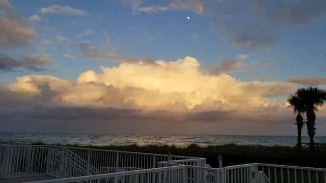 $1,199,000 | 2700 Ocean Drive, Unit 102, Vero Beach, FL 32963