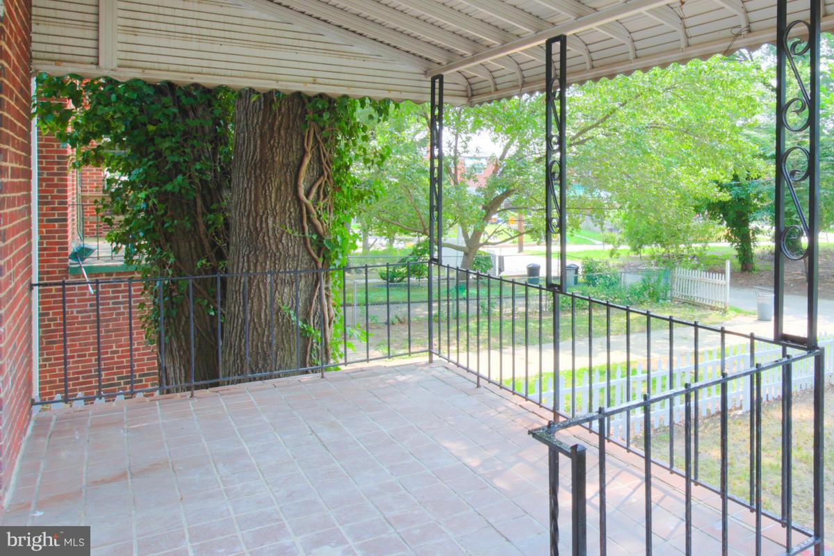 1507 Roundhill Road Baltimore, MD 21218 - Photo 25 of 27 Exterior (General)