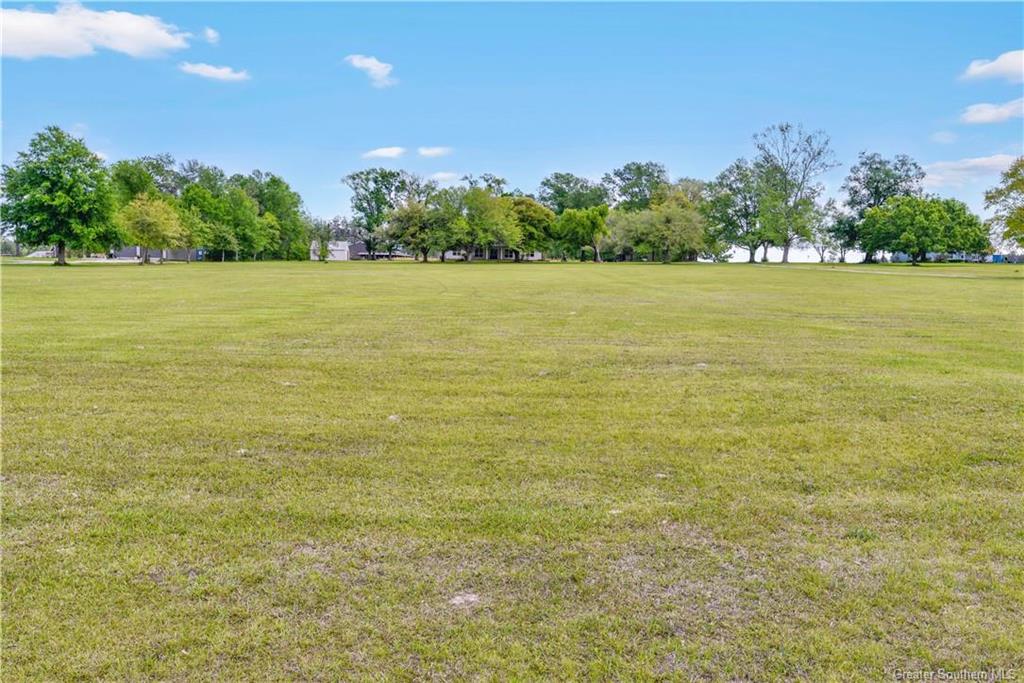 211 Dickerson Road Dequincy, LA 70633 - Photo 8 of 29 Gallery Image 8