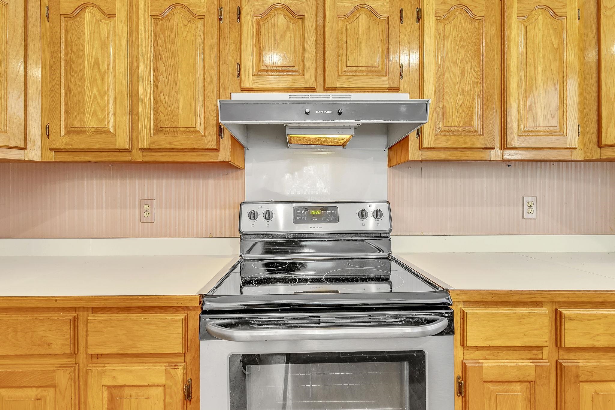 367 Ridgewood Drive Daphne, AL 36526 - Photo 32 of 71 Kitchen