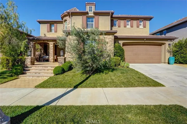 front view of house with a yard