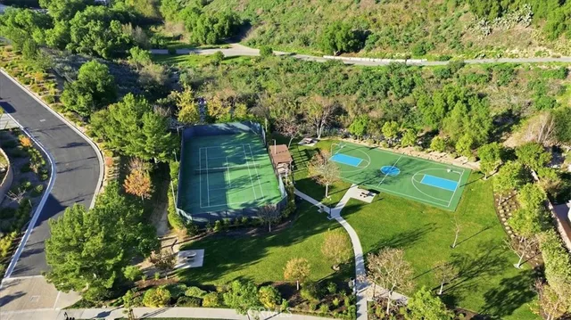 $1,725,000 | 6845 Shadow Wood Drive, Moorpark, CA 93021