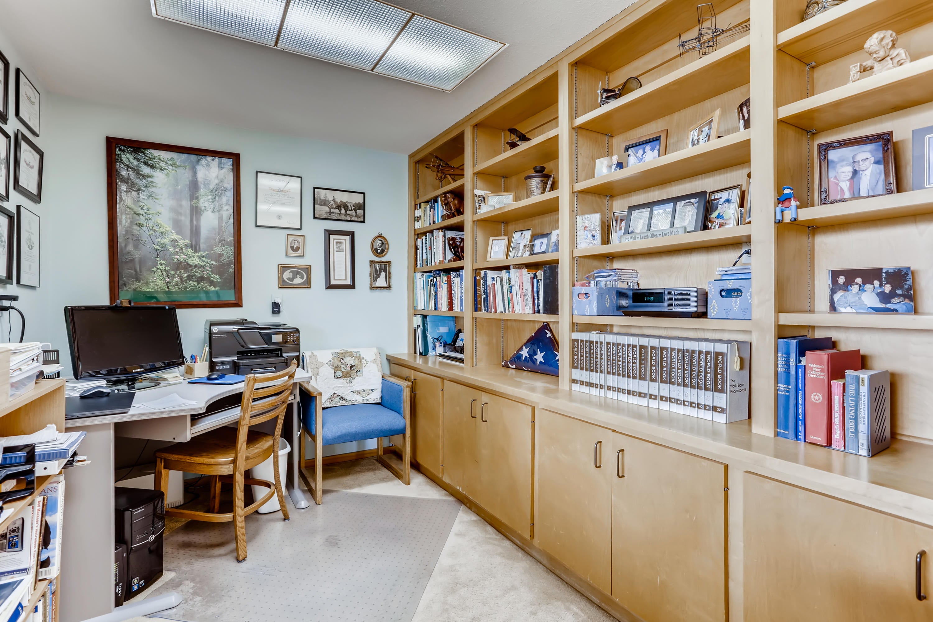 19695 Ridgewood Drive Bend, OR 97703 - Photo 10 of 21 Here is an office, not just office space, complete with built-ins. (Easy access to the kitchen . . .)