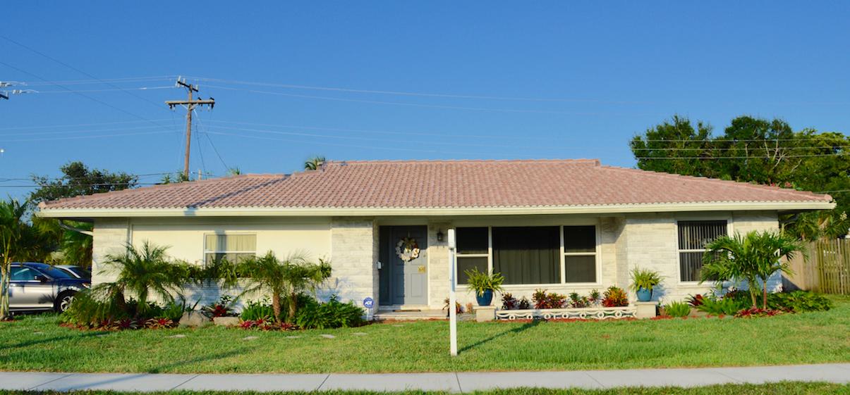 374 Northwest 12th Avenue Boca Raton, FL 33486 - Photo 1 of 37 exterior