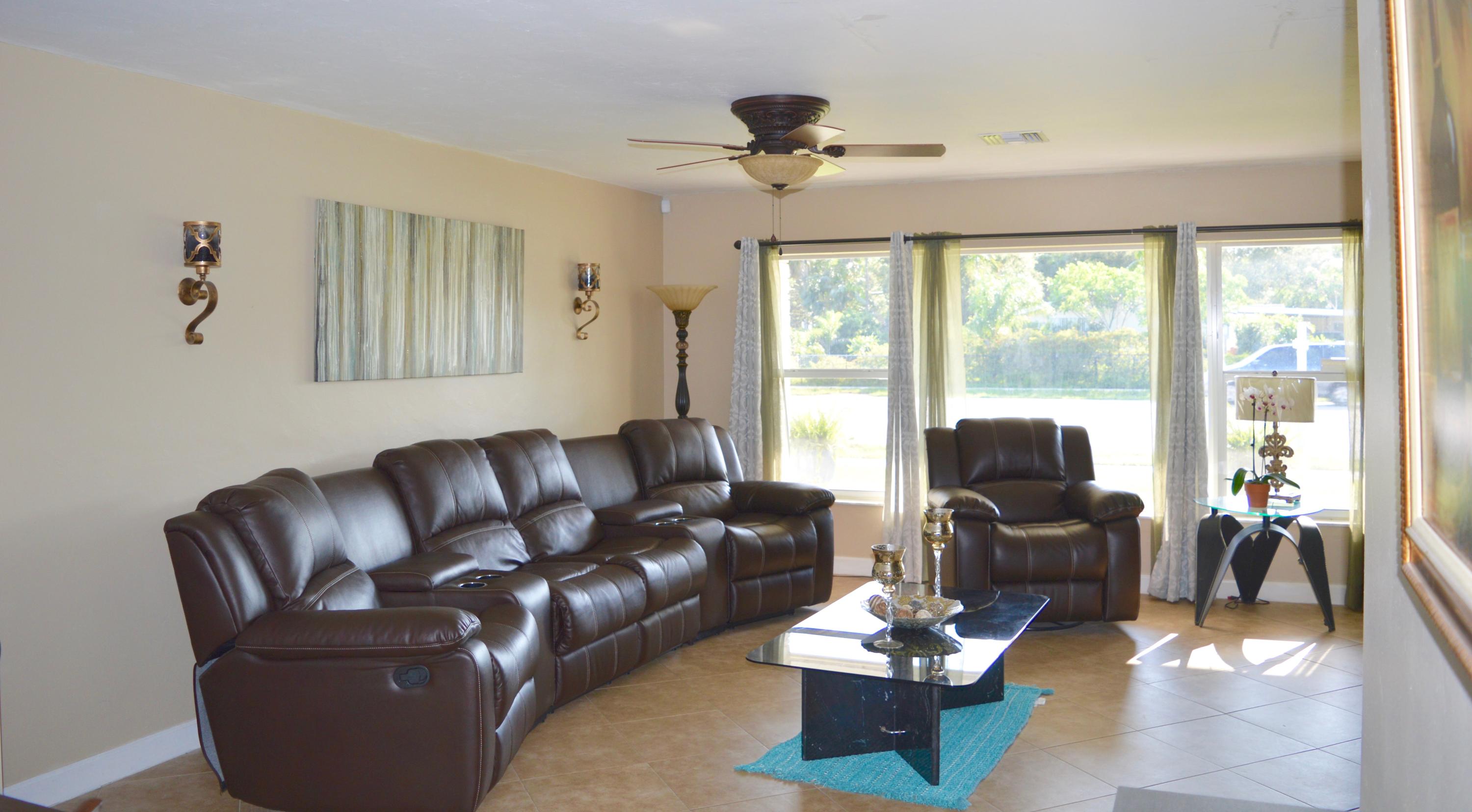 374 Northwest 12th Avenue Boca Raton, FL 33486 - Photo 8 of 37 living room 1