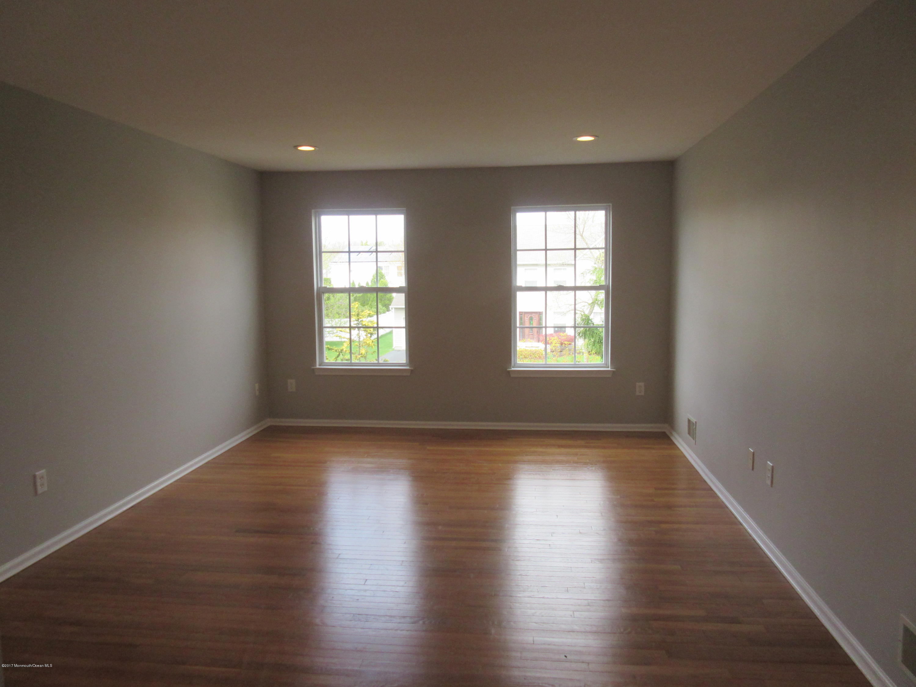 77 West Shenendoah Road Howell, NJ 07731 - Photo 16 of 35 IMG_1105