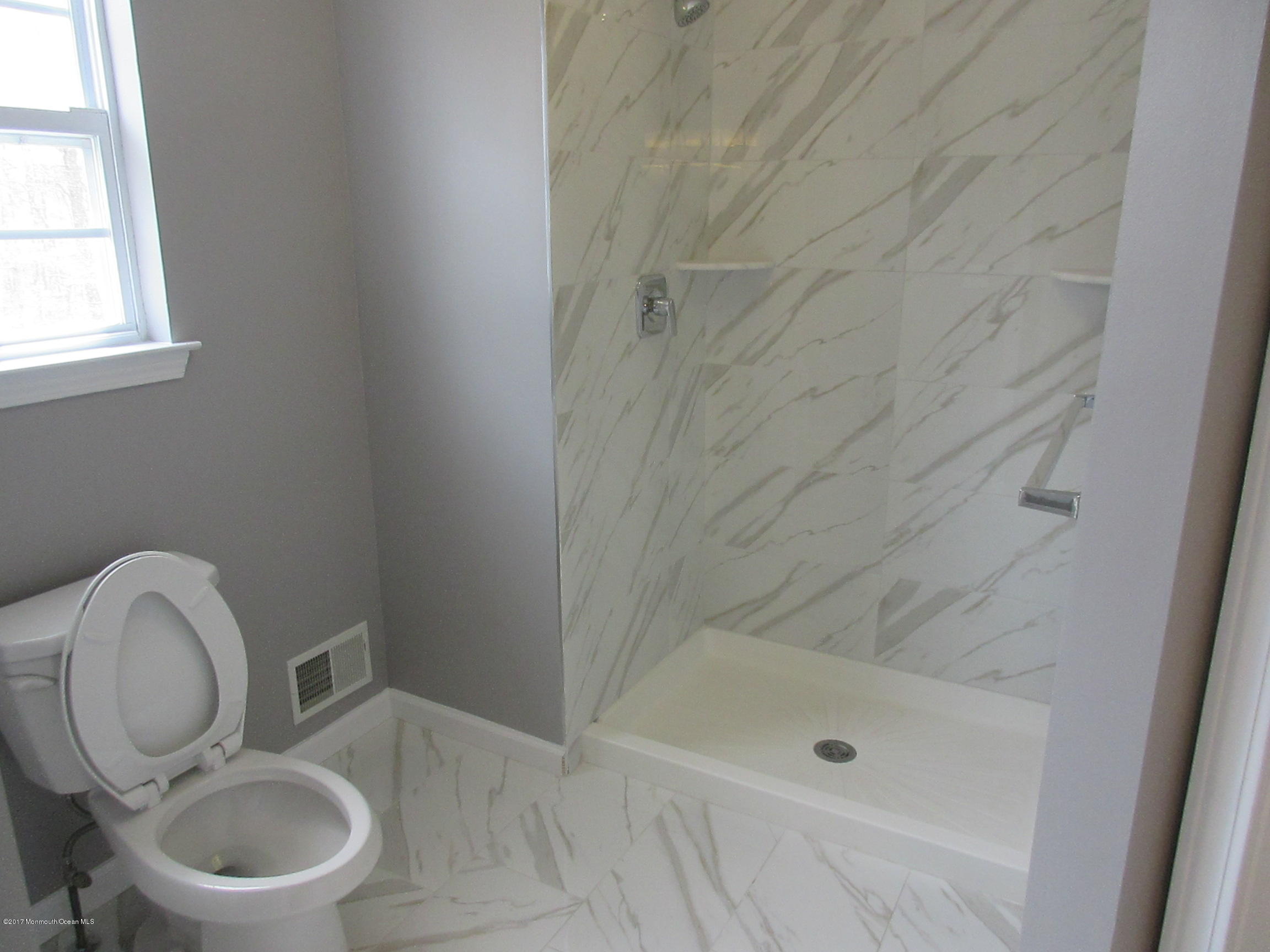 77 West Shenendoah Road Howell, NJ 07731 - Photo 20 of 35 IMG_1118
