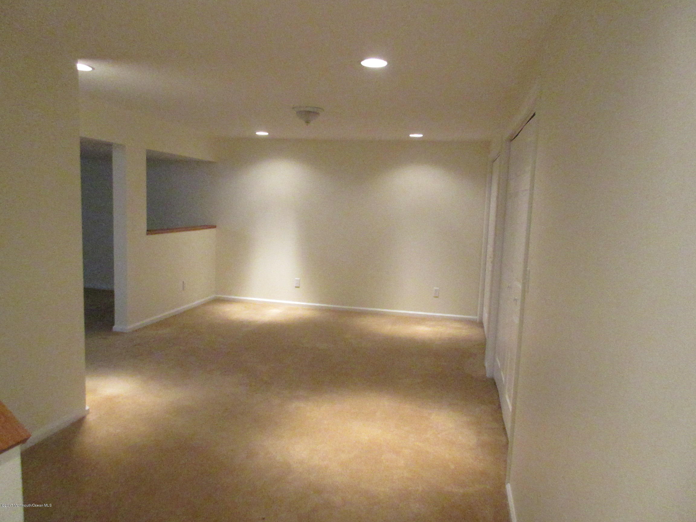 77 West Shenendoah Road Howell, NJ 07731 - Photo 28 of 35 IMG_1145