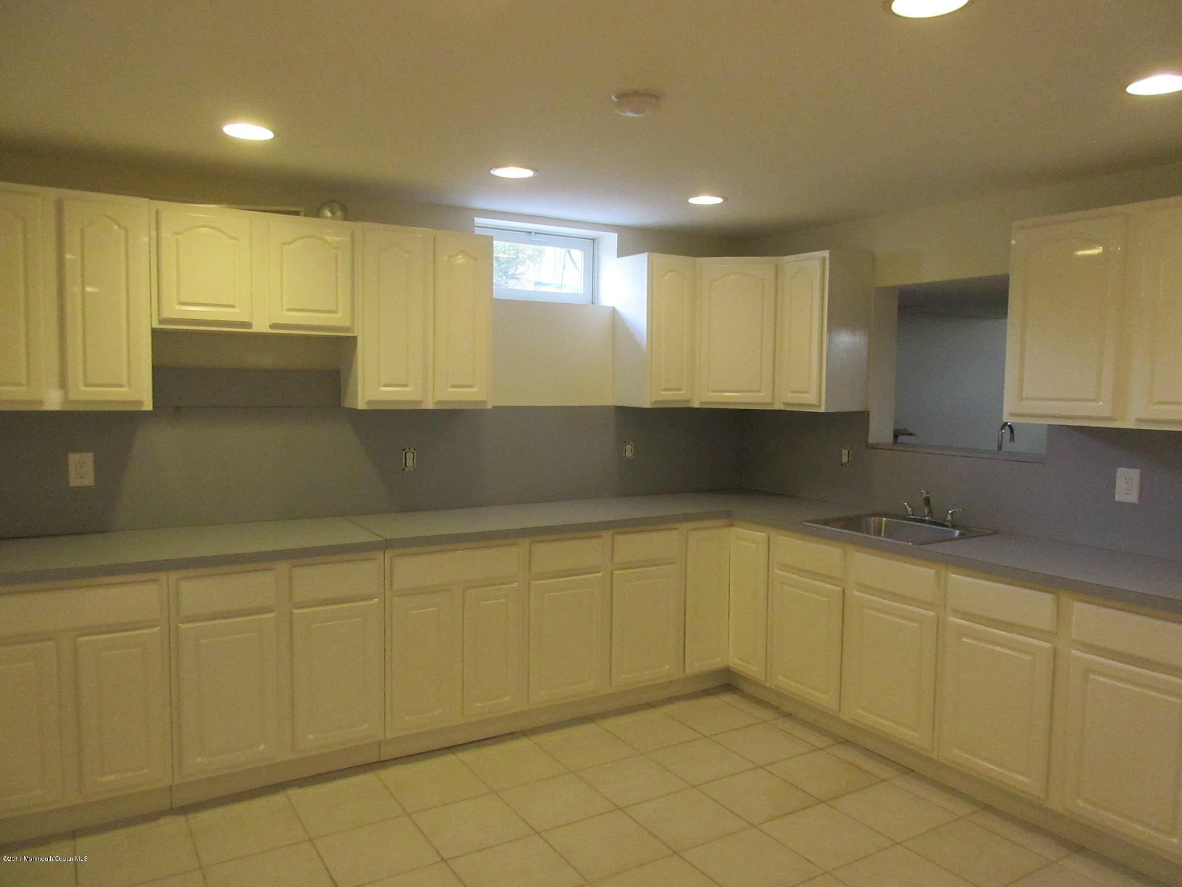 77 West Shenendoah Road Howell, NJ 07731 - Photo 29 of 35 IMG_1146