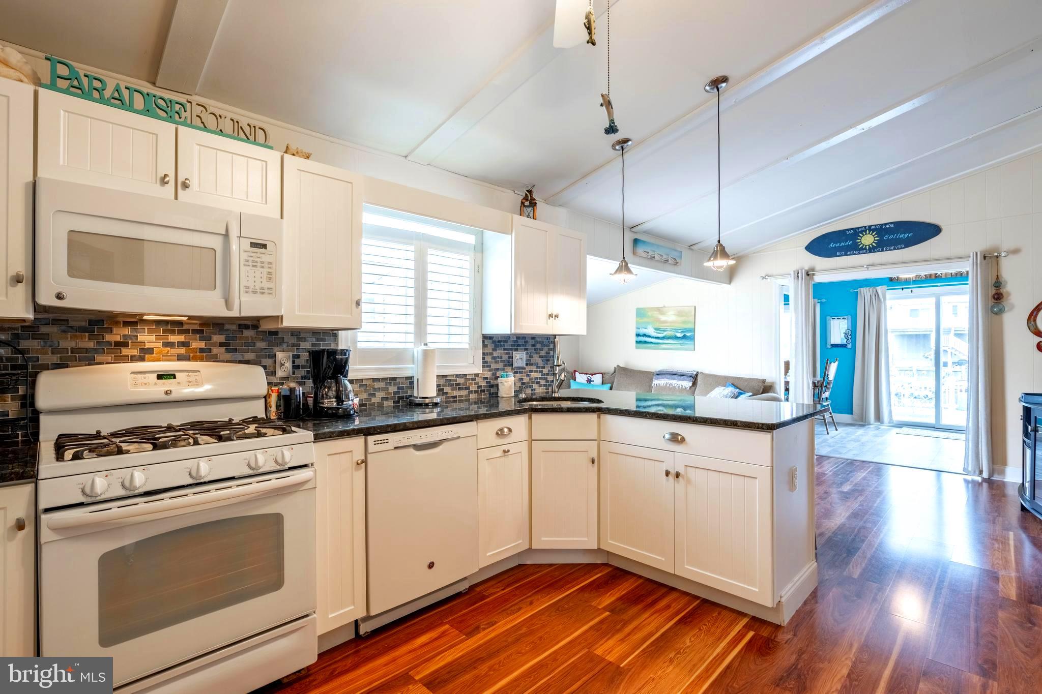 22 West Thames Road Tuckerton, NJ 08087 - Photo 8 of 42