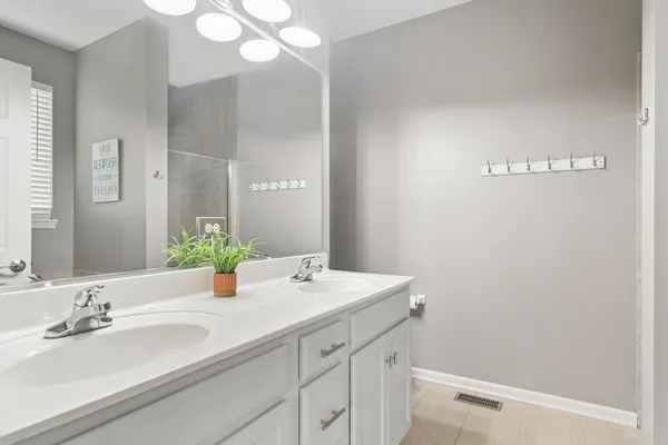 $395,000 | 1057 North Cornerstone Drive, Volo, IL 60020