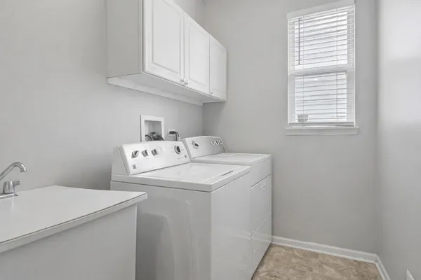 $395,000 | 1057 North Cornerstone Drive, Volo, IL 60020