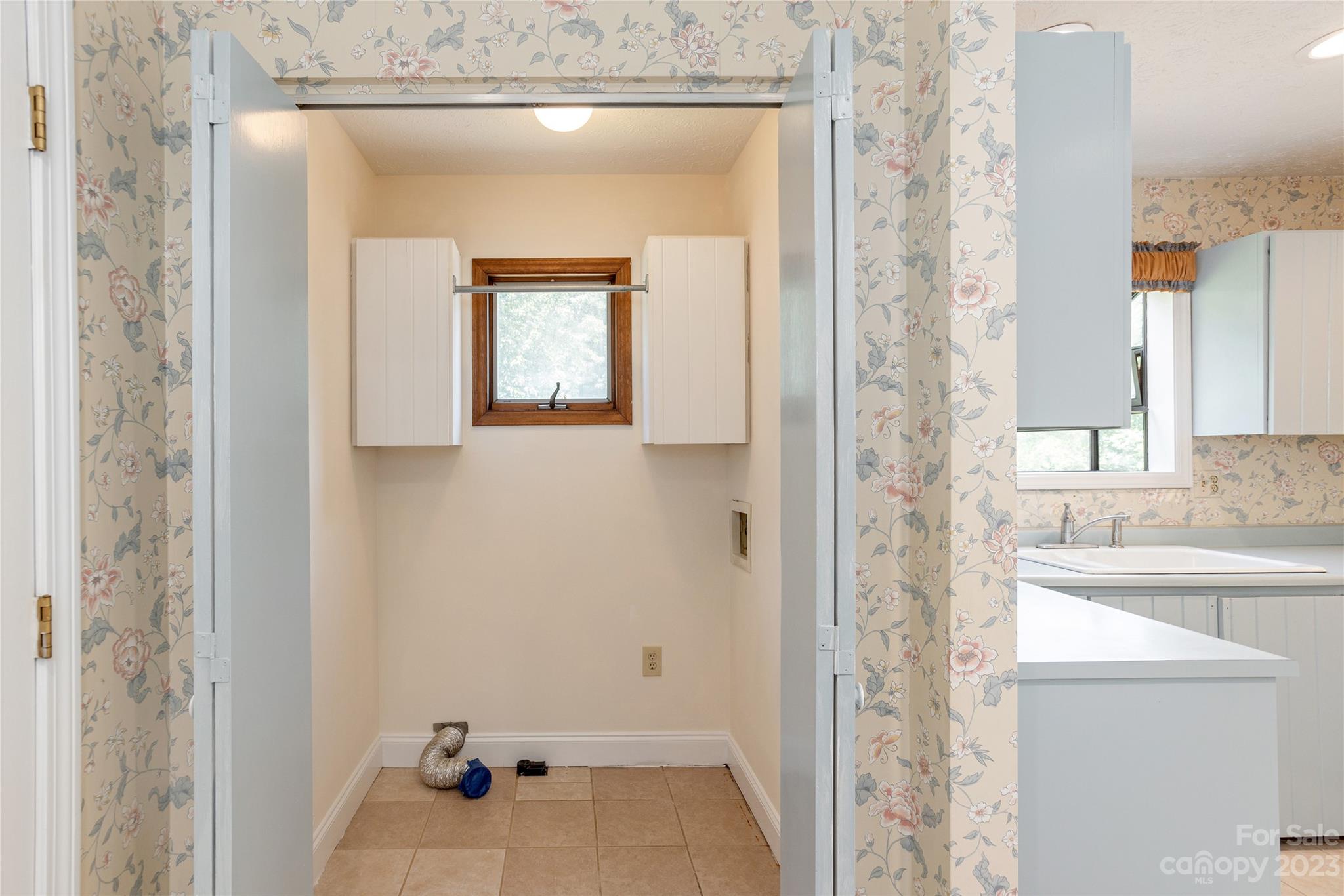 6140 Brevard Road Etowah, NC 28739 - Photo 15 of 29 Gallery Image 15
