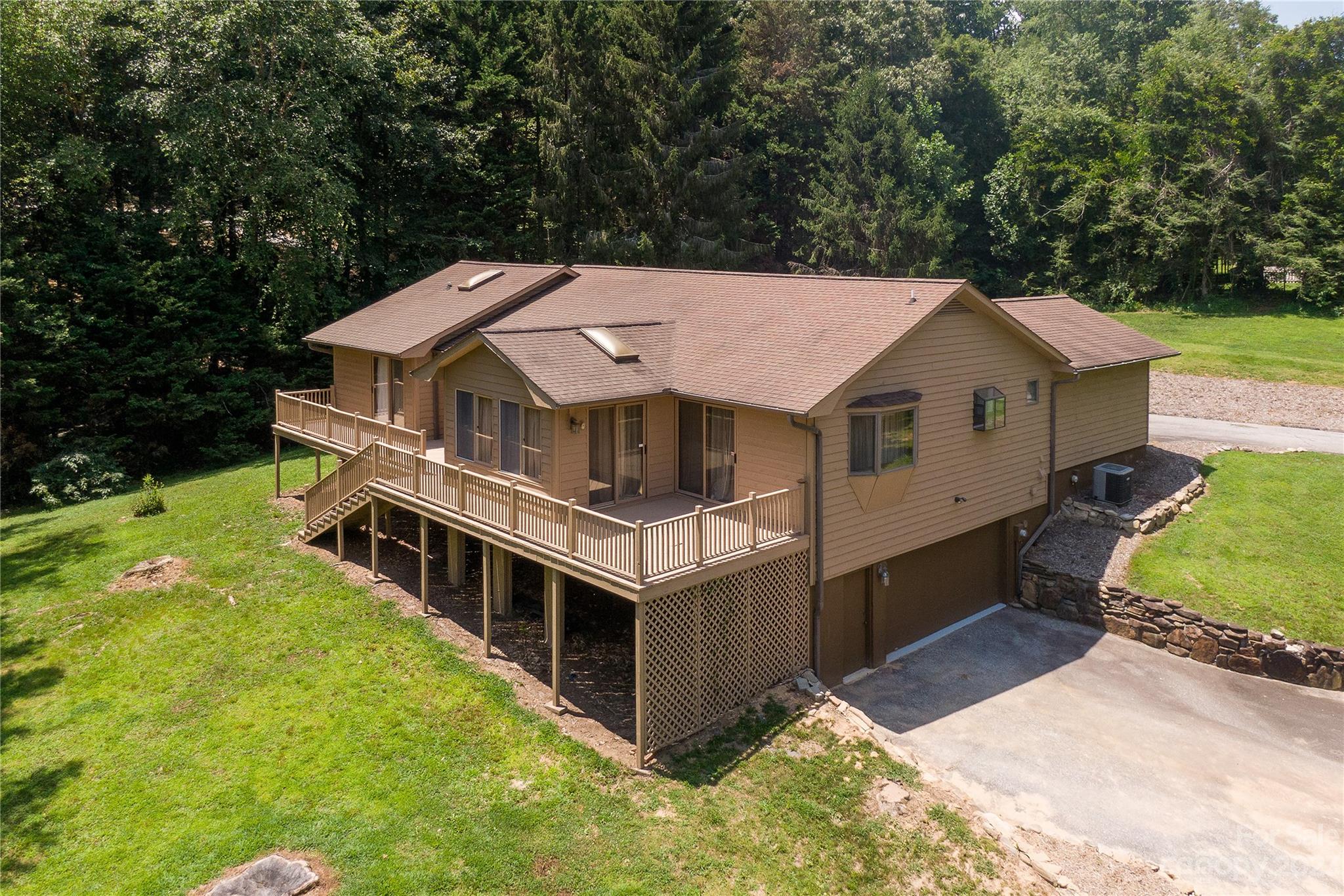 6140 Brevard Road Etowah, NC 28739 - Photo 25 of 29 Gallery Image 25