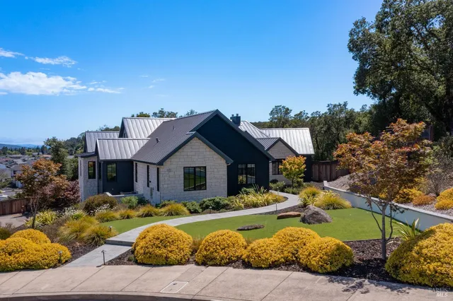 $3,200,000 | 3523 Hanover Place, Santa Rosa, CA 95404