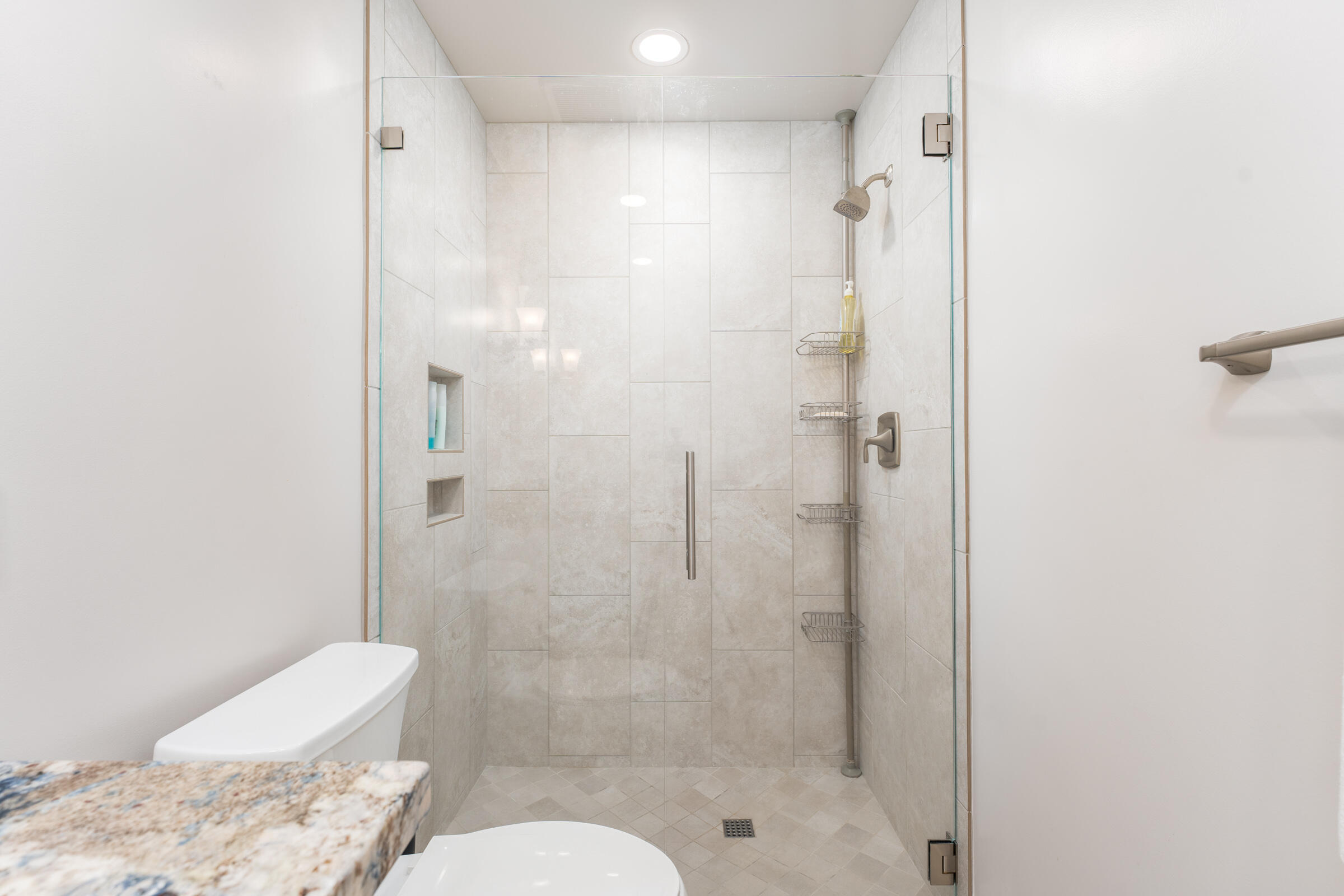 1111 East Ramon Road, Unit 34 Palm Springs, CA 92264 - Photo 12 of 31 Nice Remodel