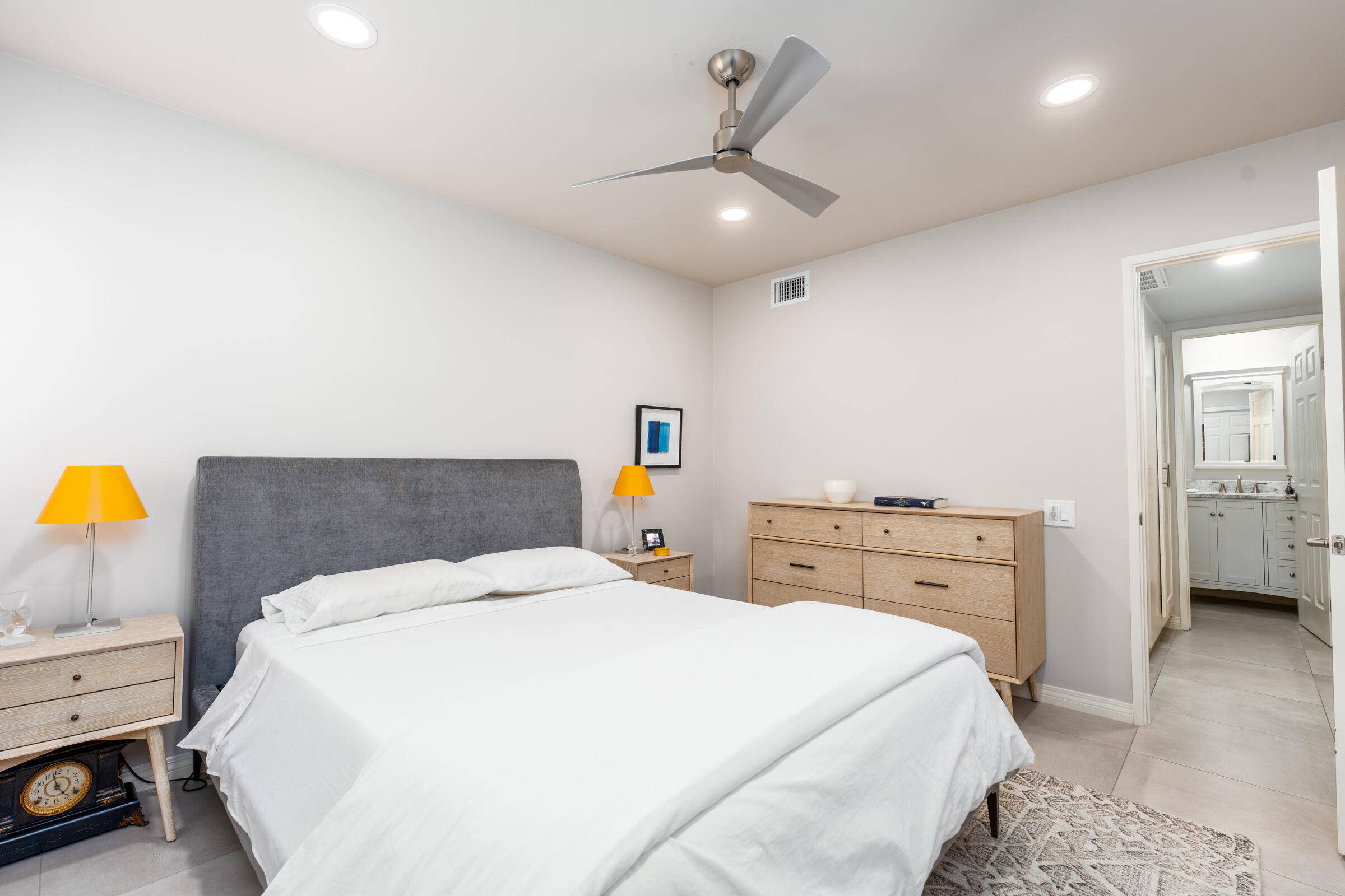 1111 East Ramon Road, Unit 34 Palm Springs, CA 92264 - Photo 15 of 31 Bed 2