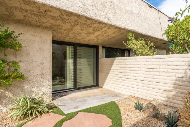 $2,800 | 1111 East Ramon Road, Unit 34, Palm Springs, CA 92264