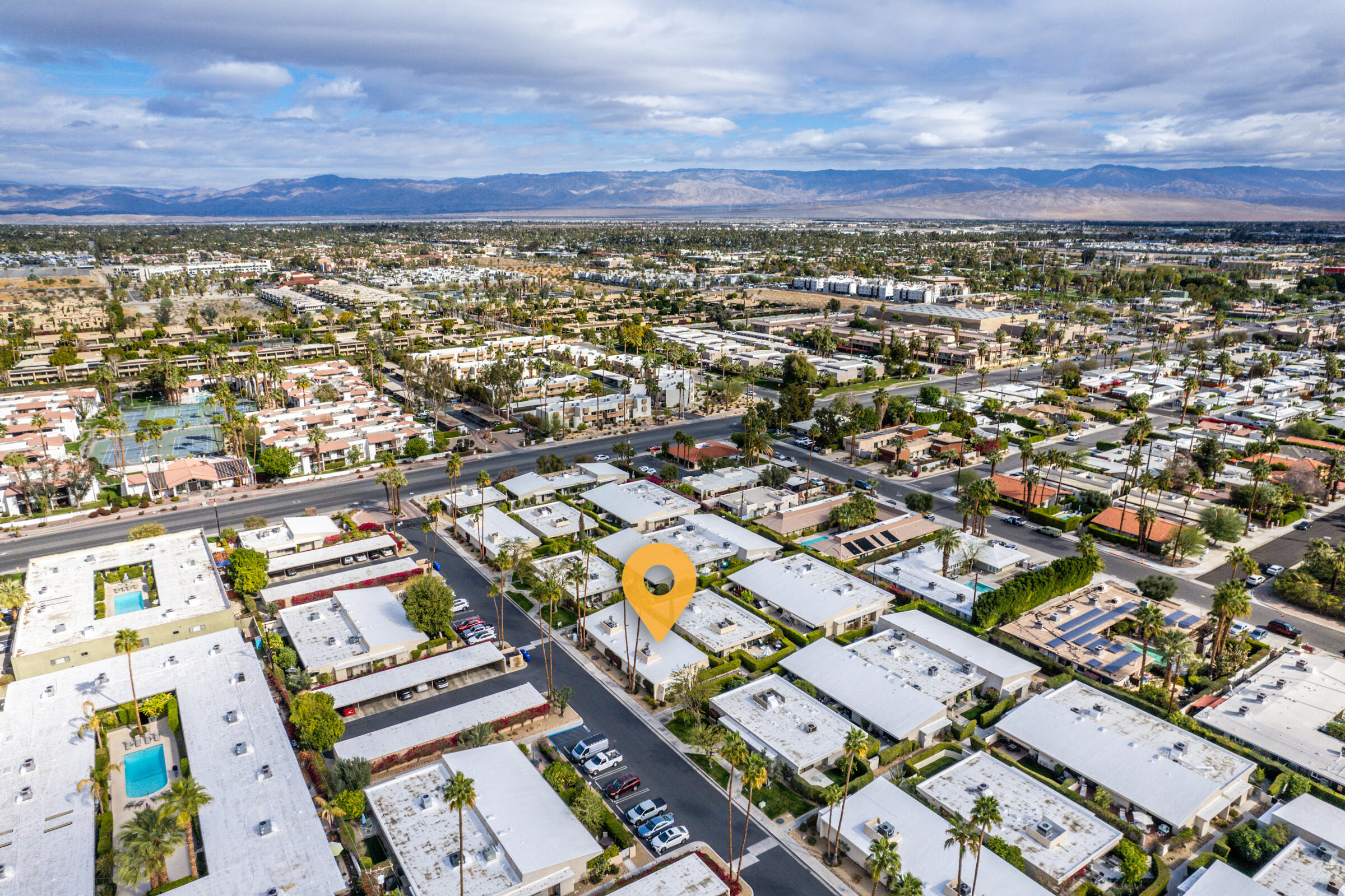 1111 East Ramon Road, Unit 34 Palm Springs, CA 92264 - Photo 30 of 31 Center Of Complex Location