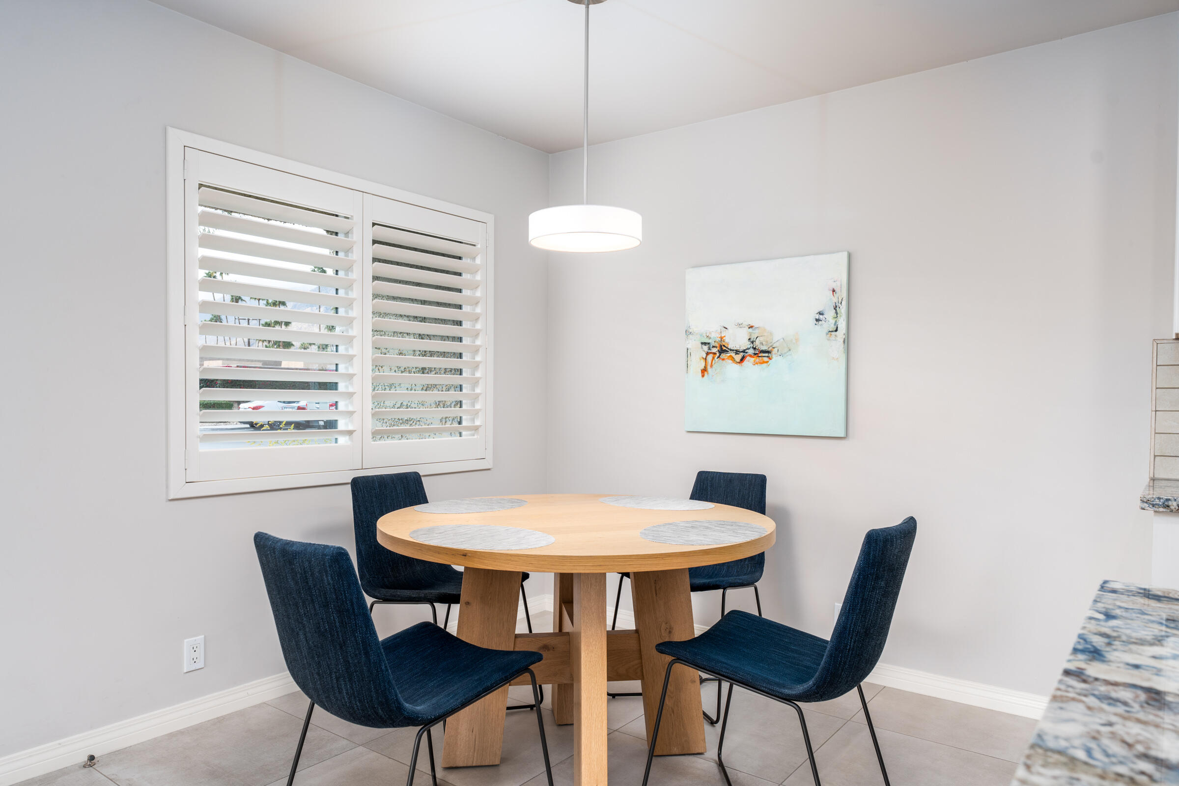 1111 East Ramon Road, Unit 34 Palm Springs, CA 92264 - Photo 4 of 31 Dining Area