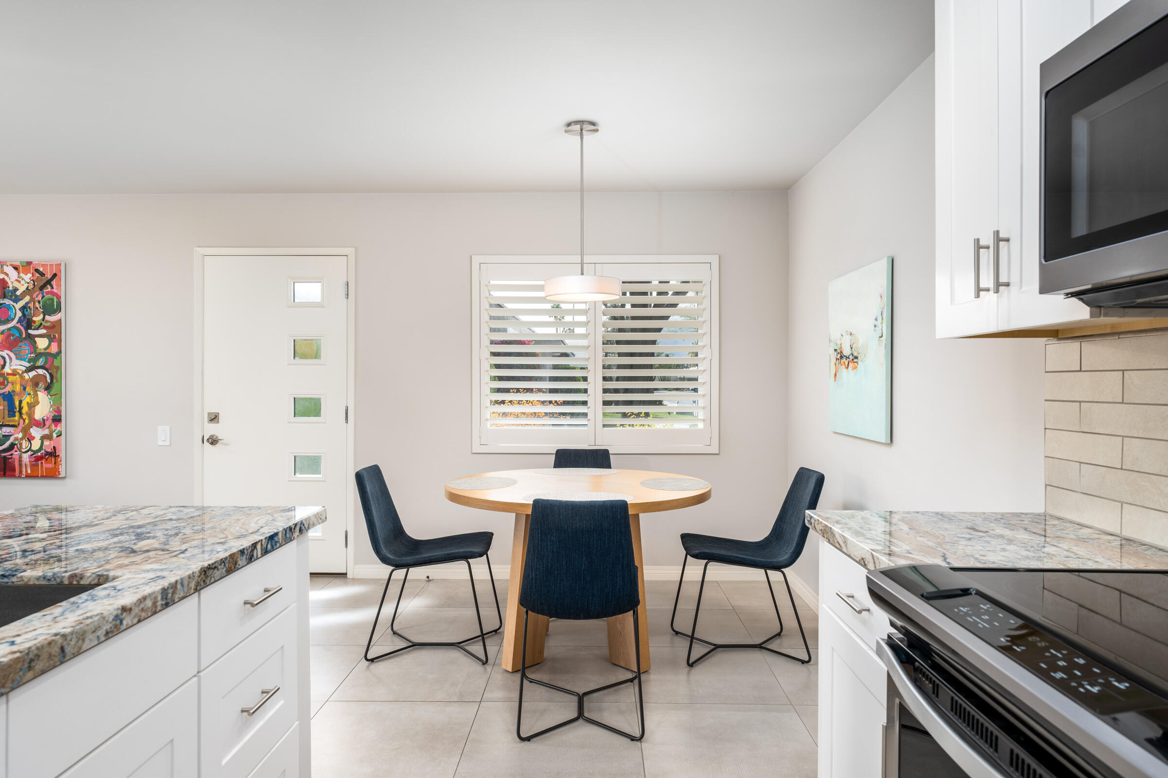 1111 East Ramon Road, Unit 34 Palm Springs, CA 92264 - Photo 5 of 31 Shutters on the windows