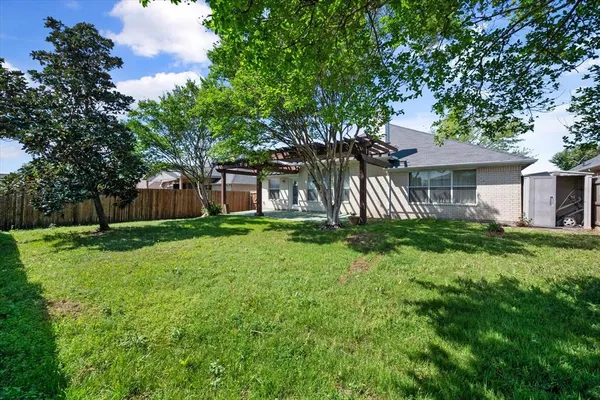 $2,600 | 6705 Terrace Glen Drive, Arlington, TX 76002