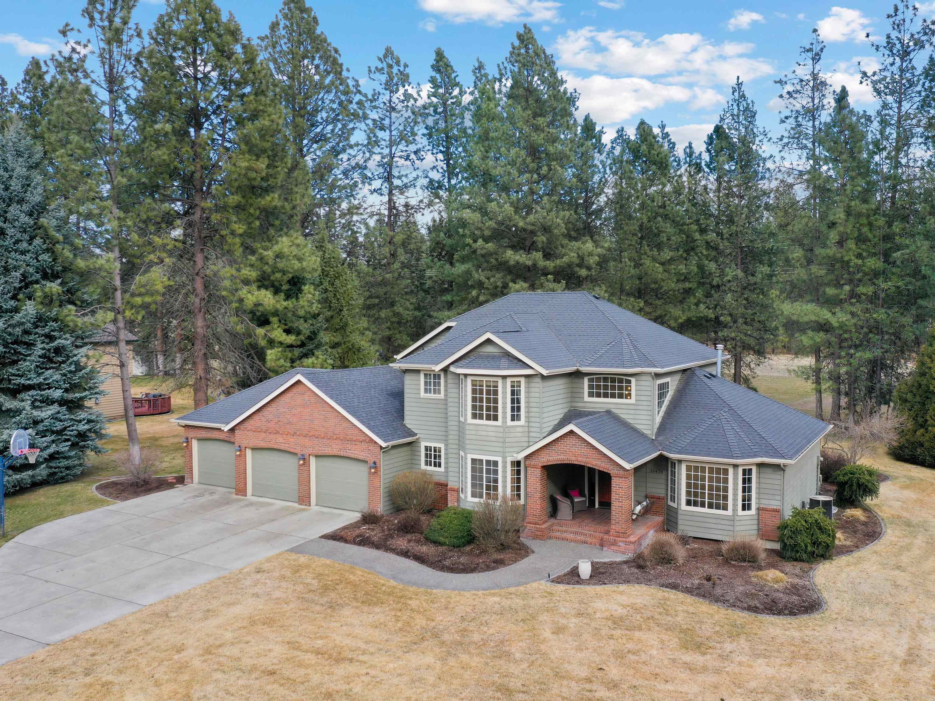 15424 North McKinnon Road Mead, WA 99021 - Photo 1 of 46