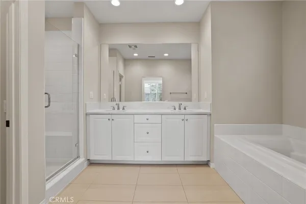 $1,880,000 | 83 Henson, Irvine, CA 92620