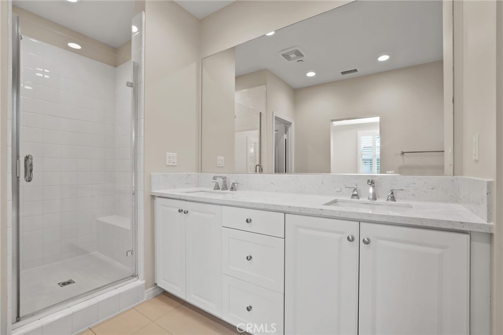 83 Henson Irvine, CA 92620 - Photo 15 of 31