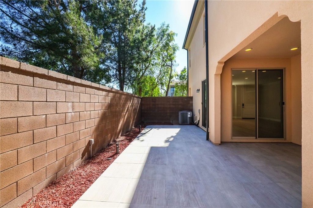 83 Henson Irvine, CA 92620 - Photo 26 of 31