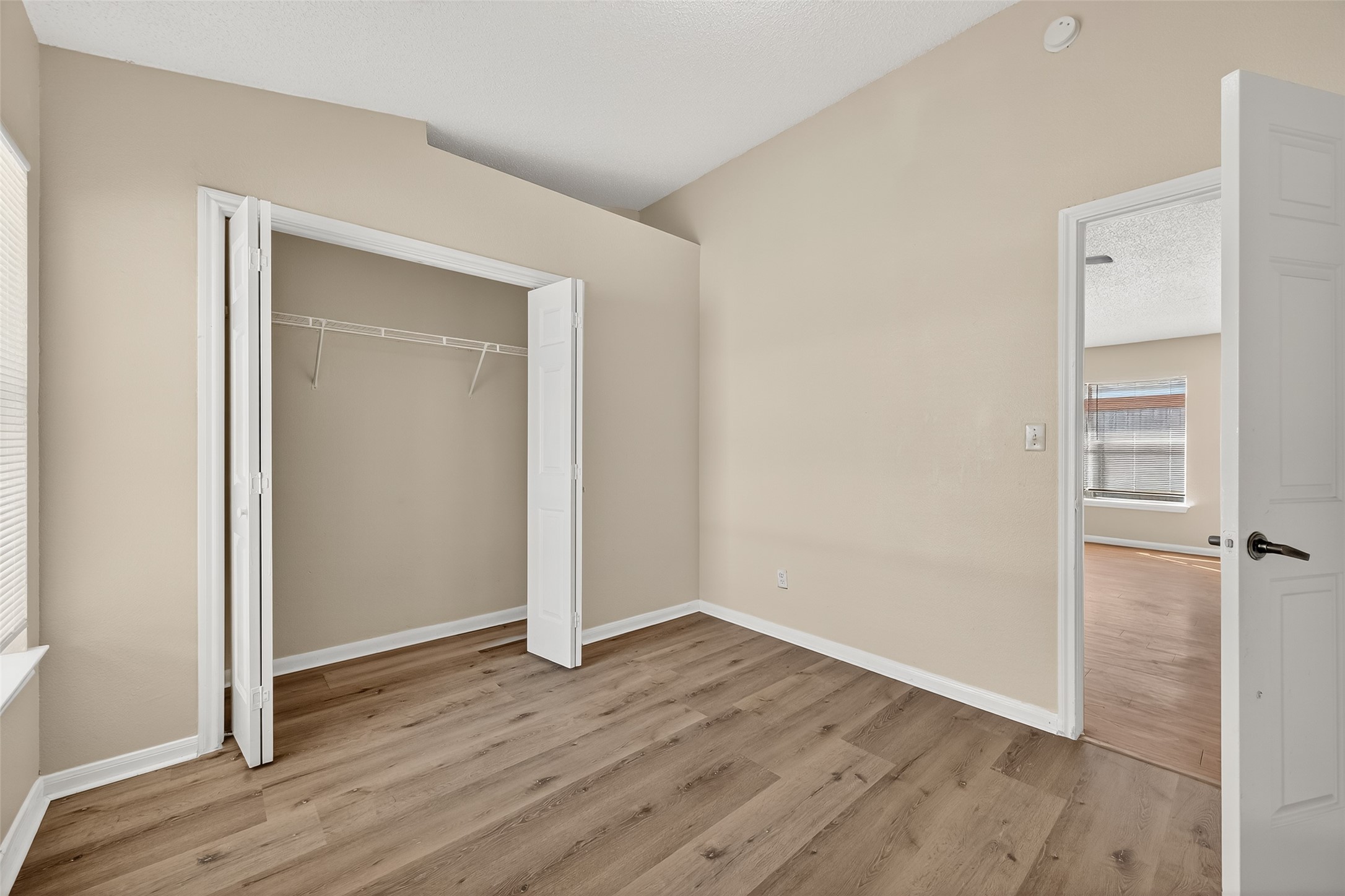 15747 Ridgegate Road Houston, TX 77053 - Photo 6 of 13