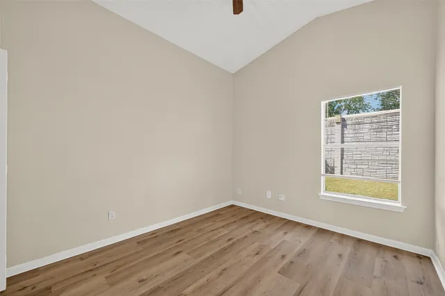 $1,700 | 15747 Ridgegate Road, Houston, TX 77053