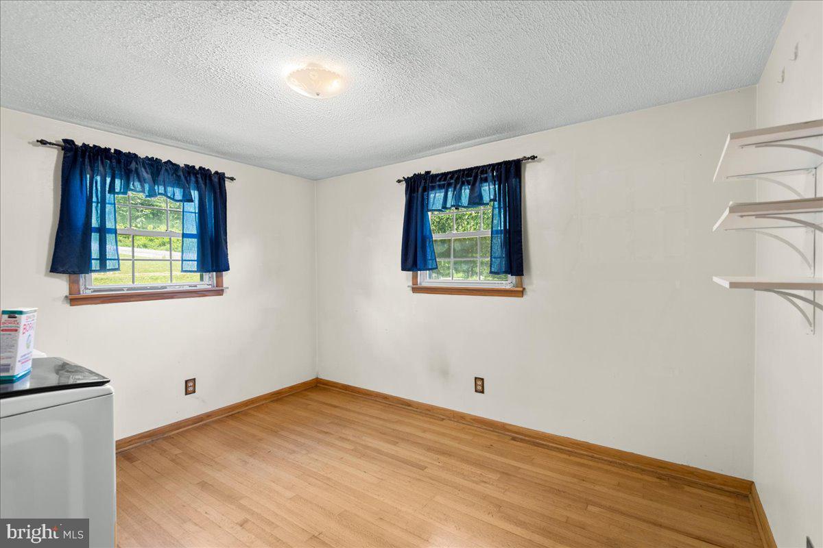 13816 White Oak Ridge Hancock, MD 21750 - Photo 15 of 37