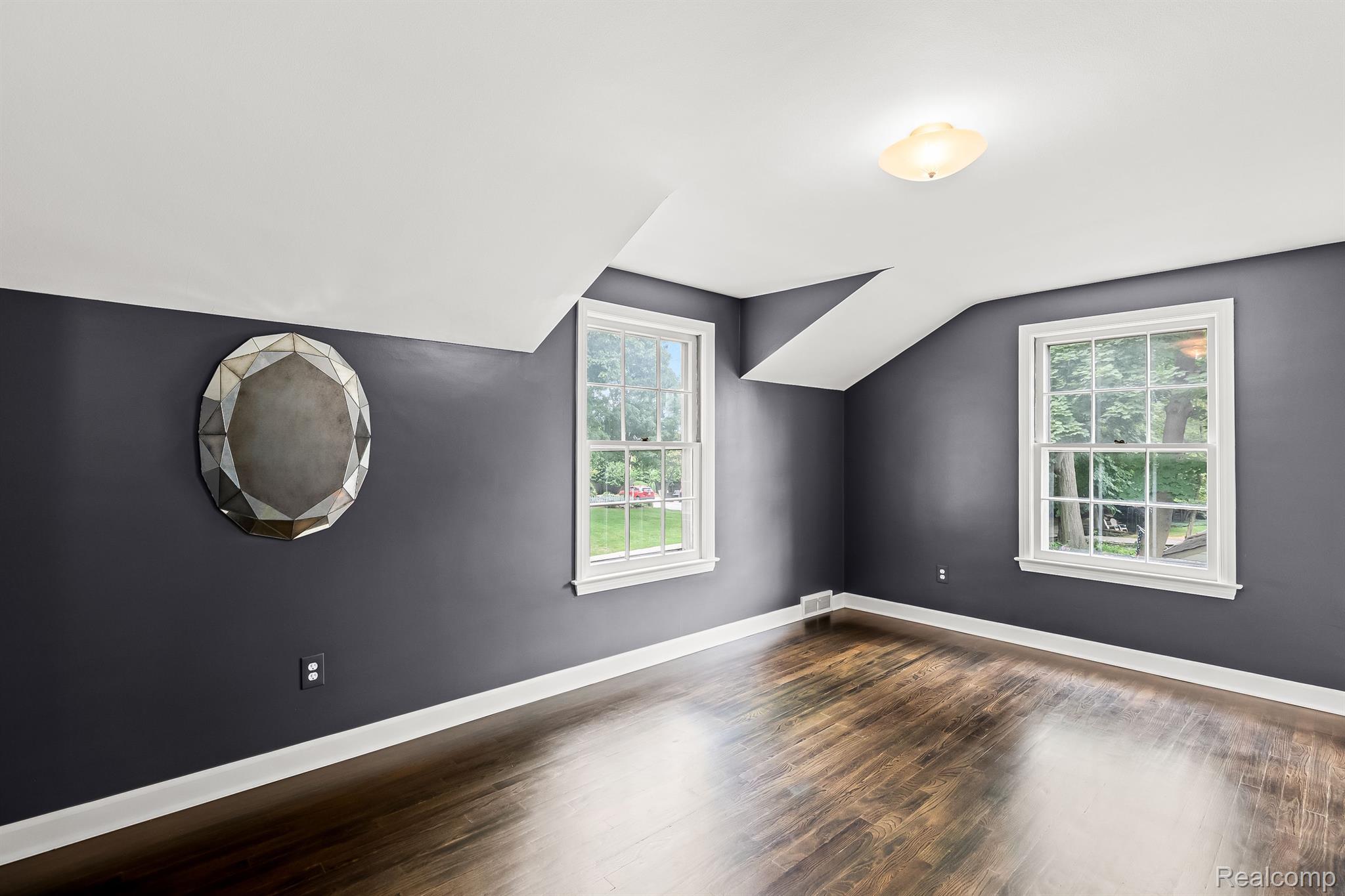 1844 Yorkshire Road Birmingham, MI 48009 - Photo 34 of 38 Gallery Image 34