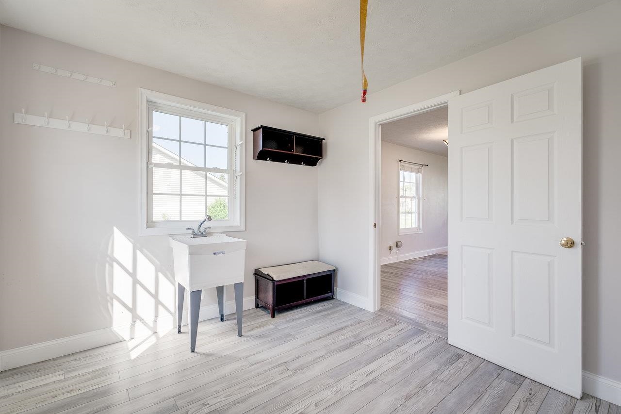 2145 Cloverleaf Lane Dayton, VA 22821 - Photo 12 of 39 Gallery Image 12