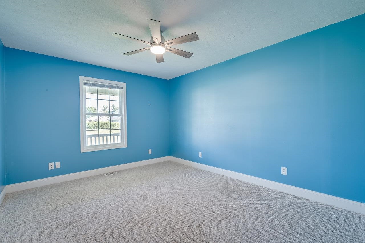 2145 Cloverleaf Lane Dayton, VA 22821 - Photo 25 of 39 Gallery Image 25